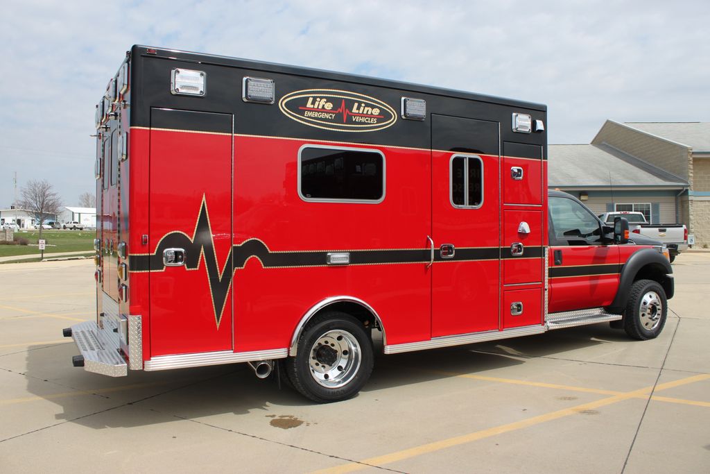 Jefferson Fire & Safety Demo On Hand Life Line Emergency Vehicles